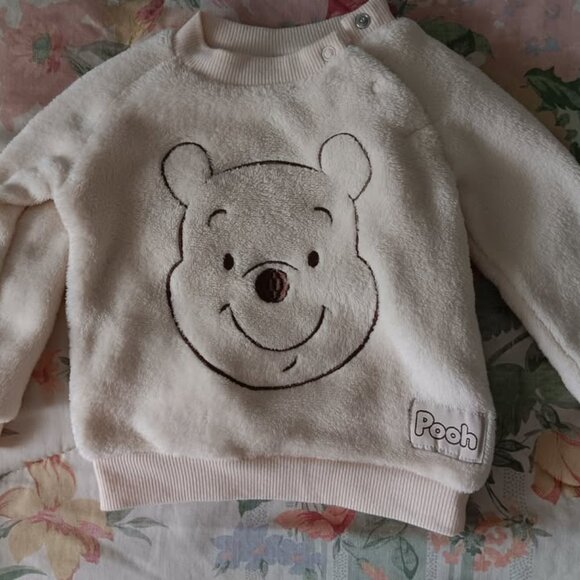 Disney Pooh One Piece Sweater And Baby Gap Knit Button Romper 12-18 Month. - Picture 2 of 7